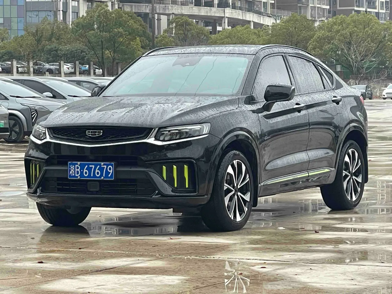 Geely Xingyue S  из Китая
