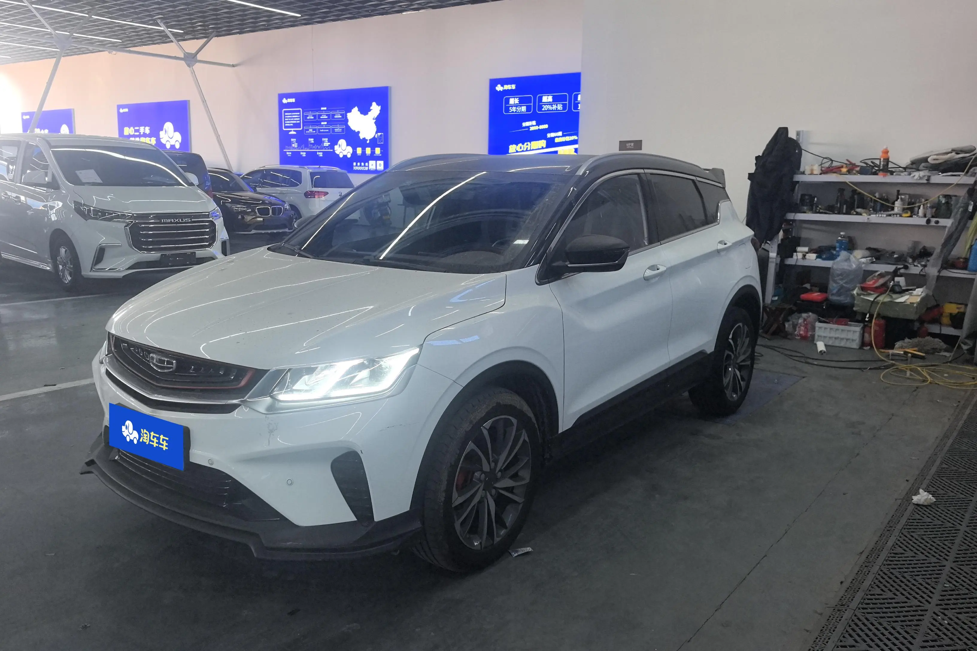 Geely Coolray SX11 (Binyue)  из Китая