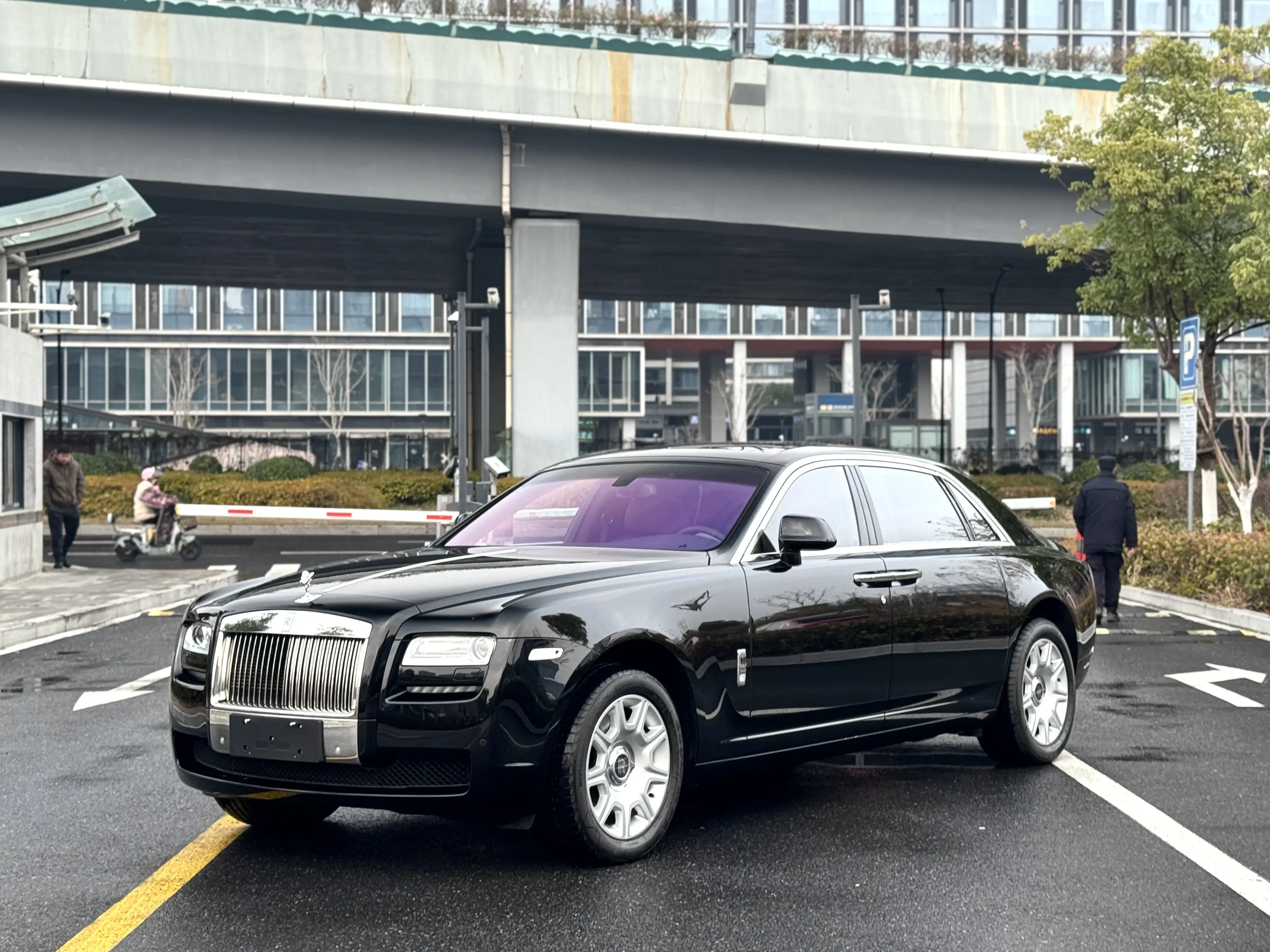 Rolls Royce Ghost  из Китая