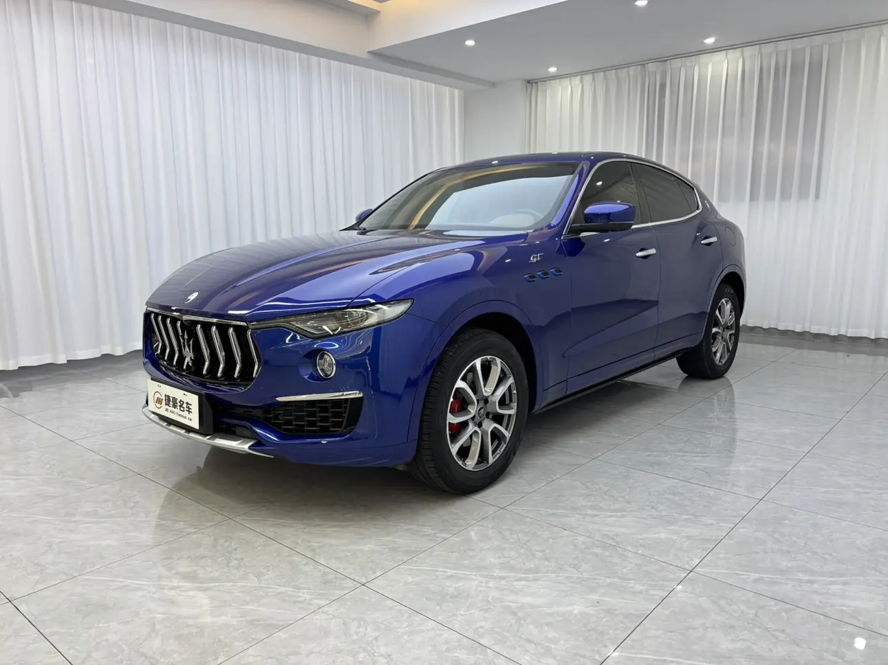 Maserati Levante  из Китая