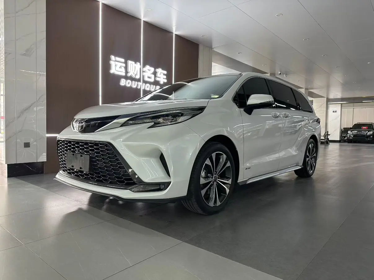 Toyota Granvia  из Китая