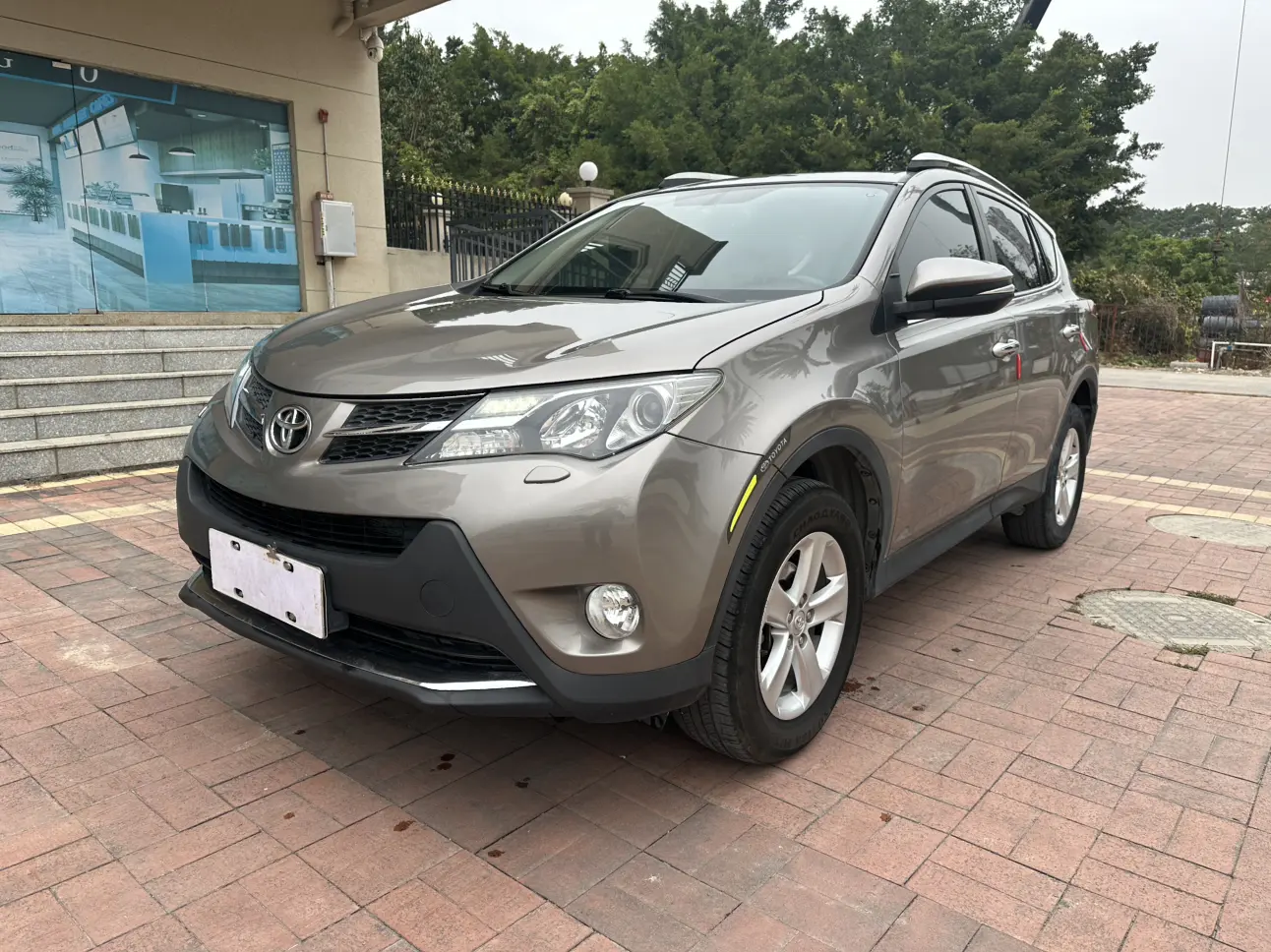 Toyota RAV4  из Китая