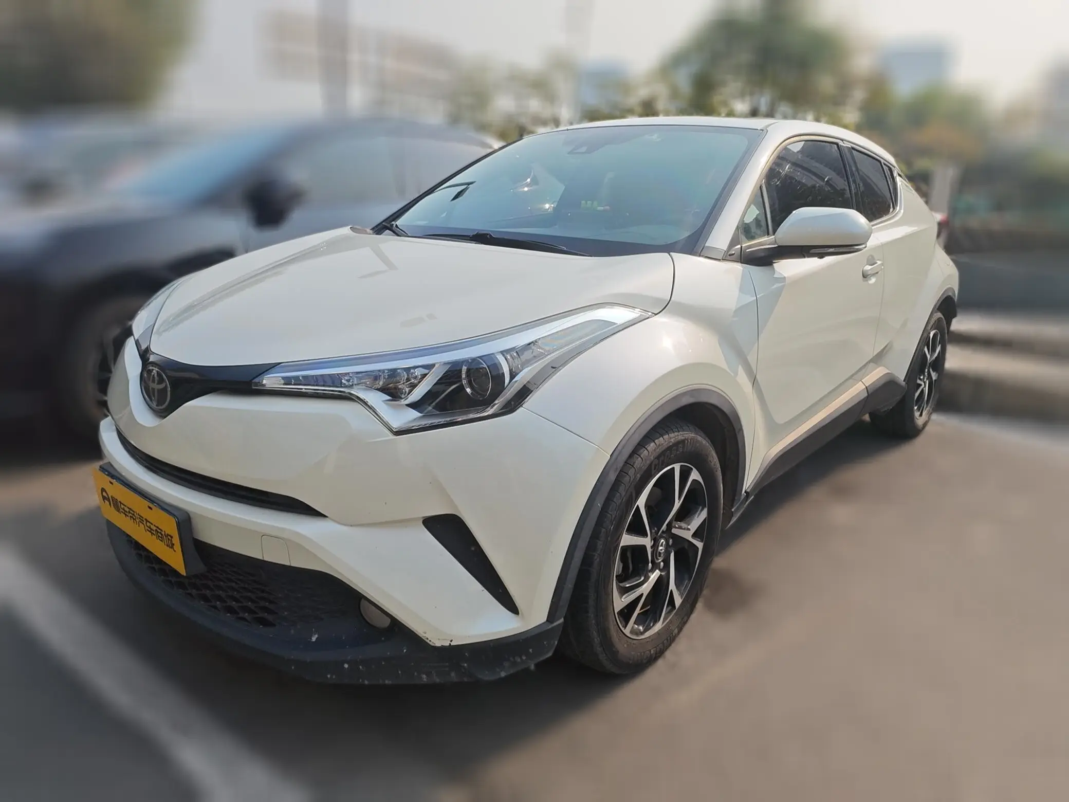 Toyota C-HR  из Китая