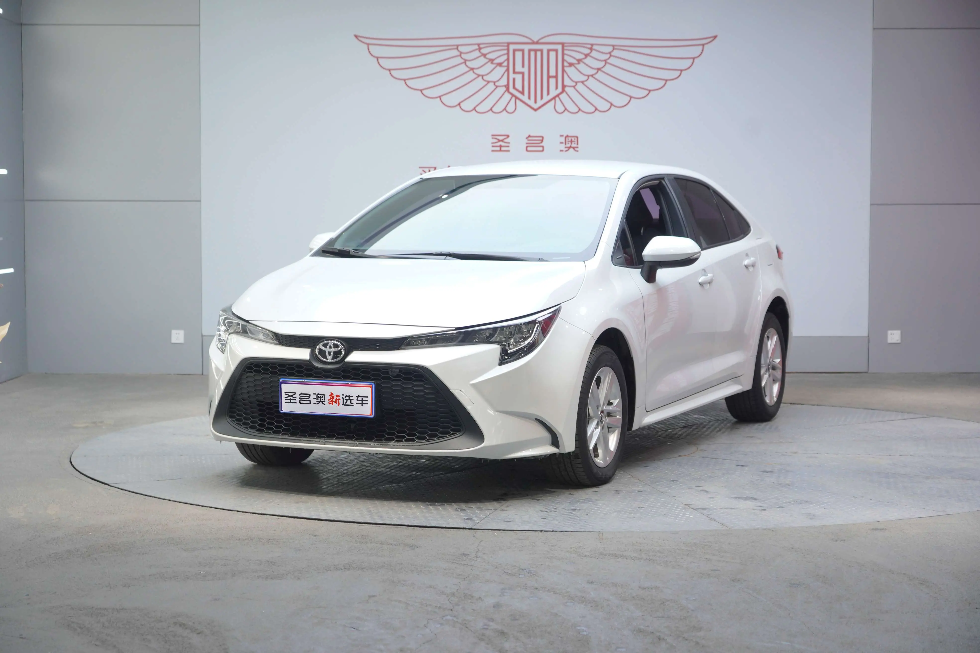 Toyota Levin (Lei Ling)  из Китая