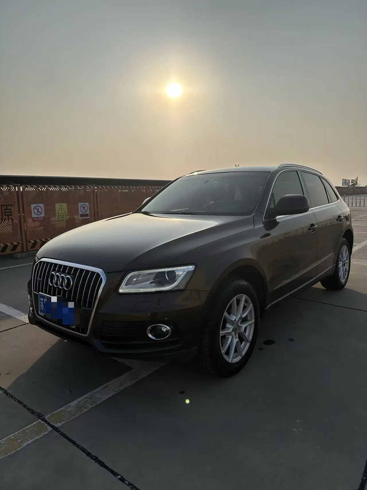 Audi Q5  из Китая