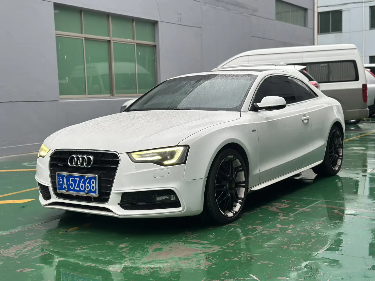 Audi A5  из Китая