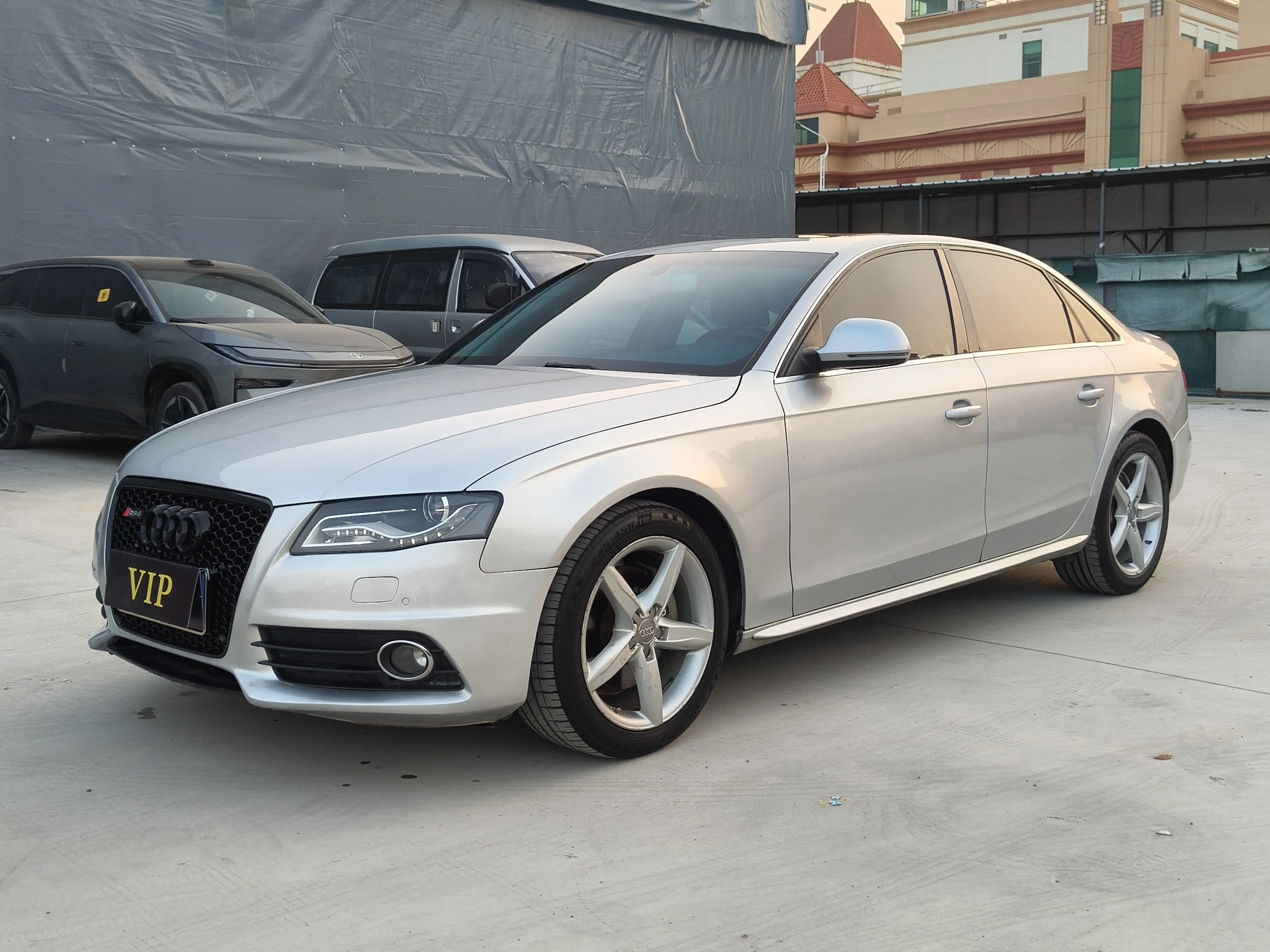 Audi A4L  из Китая