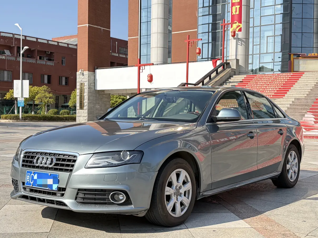 Audi A4L  из Китая