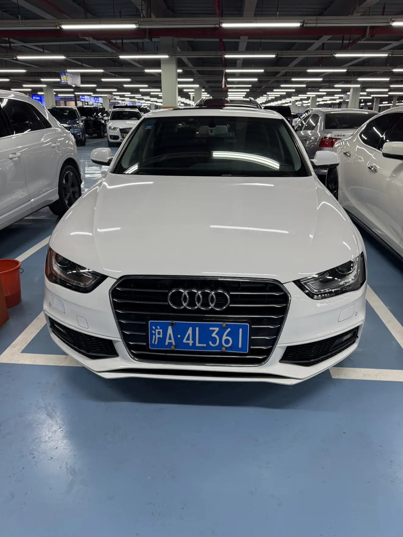 Audi A4L  из Китая