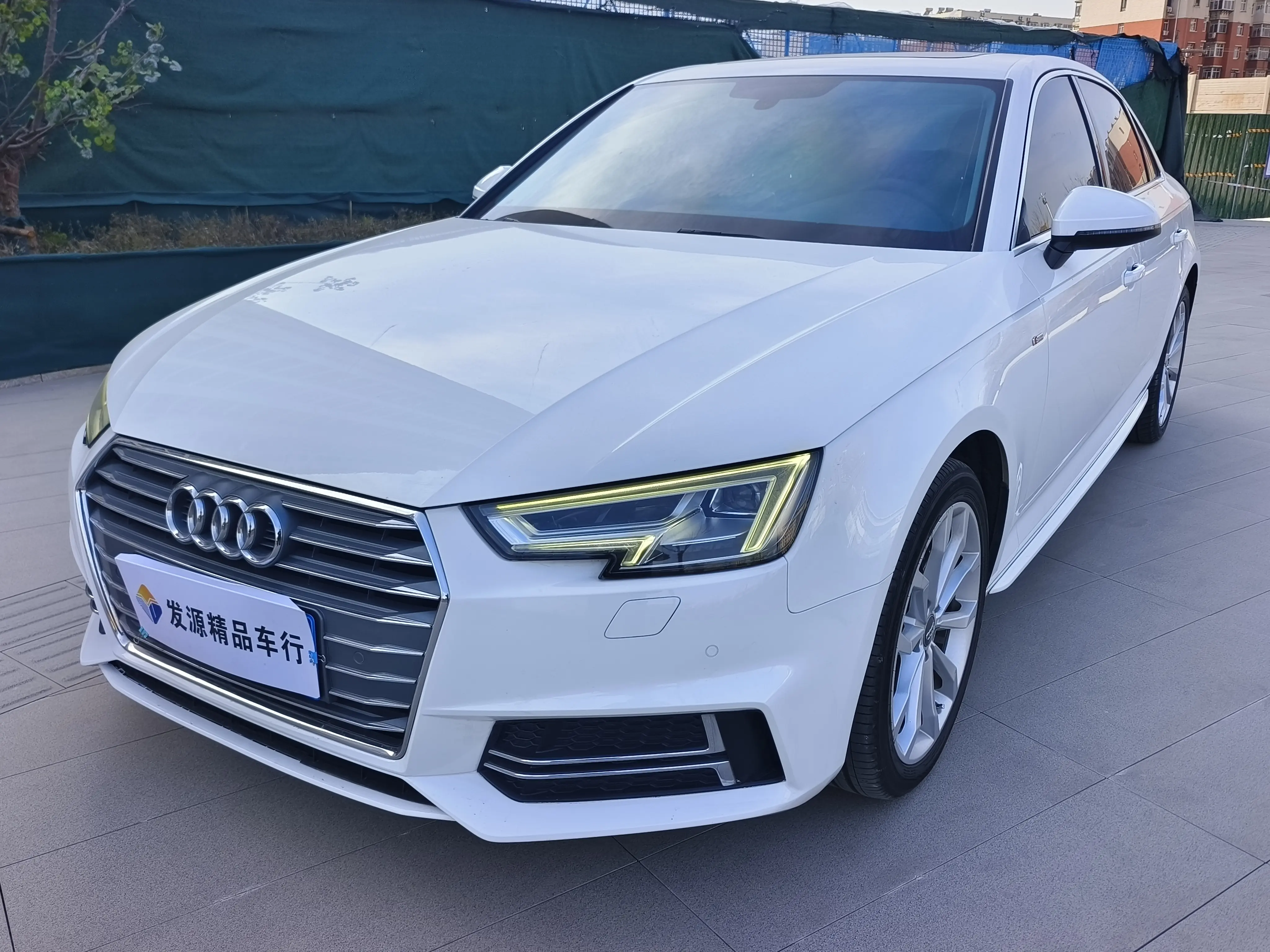 Audi A4L  из Китая