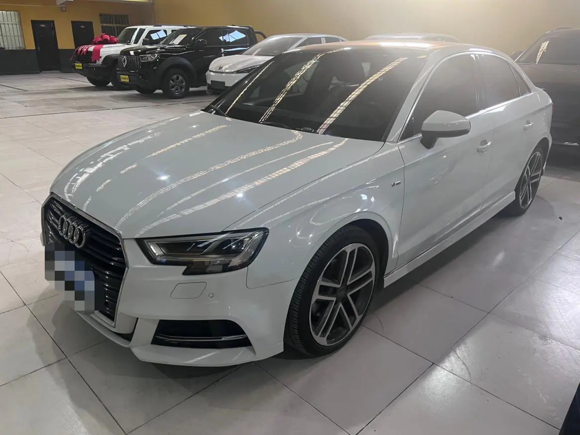 Audi A3  из Китая