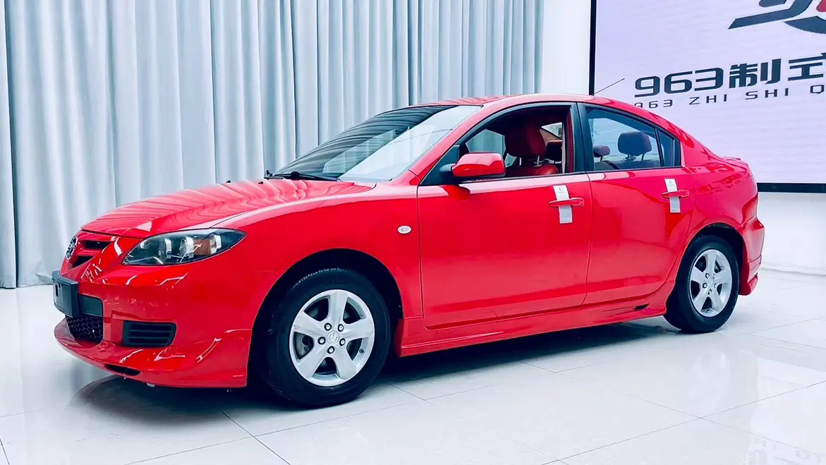 Mazda Axela (Mazda3)  из Китая