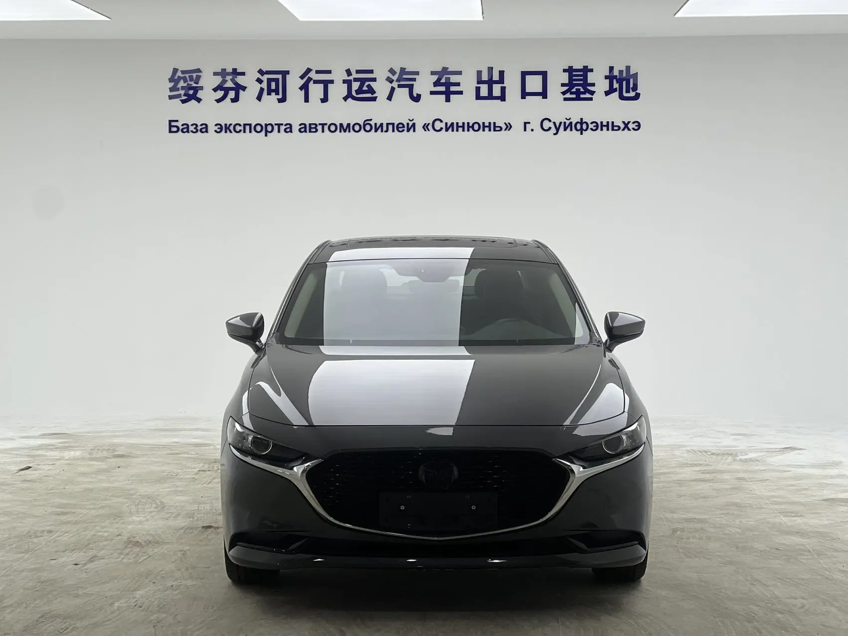 Mazda Axela (Mazda3)  из Китая