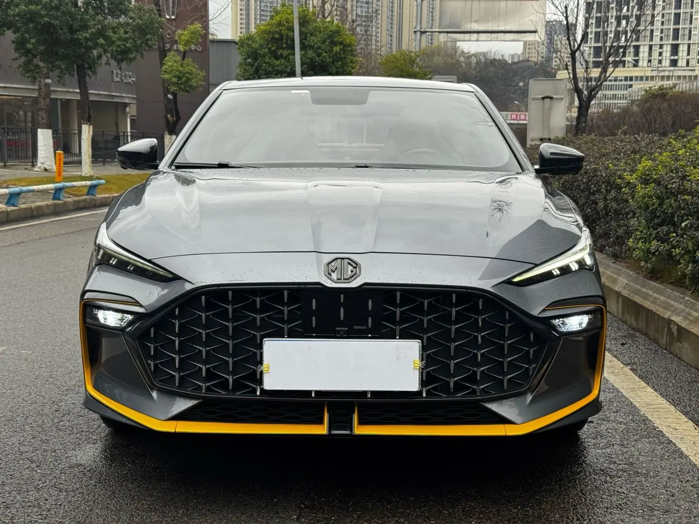 MG 6  из Китая