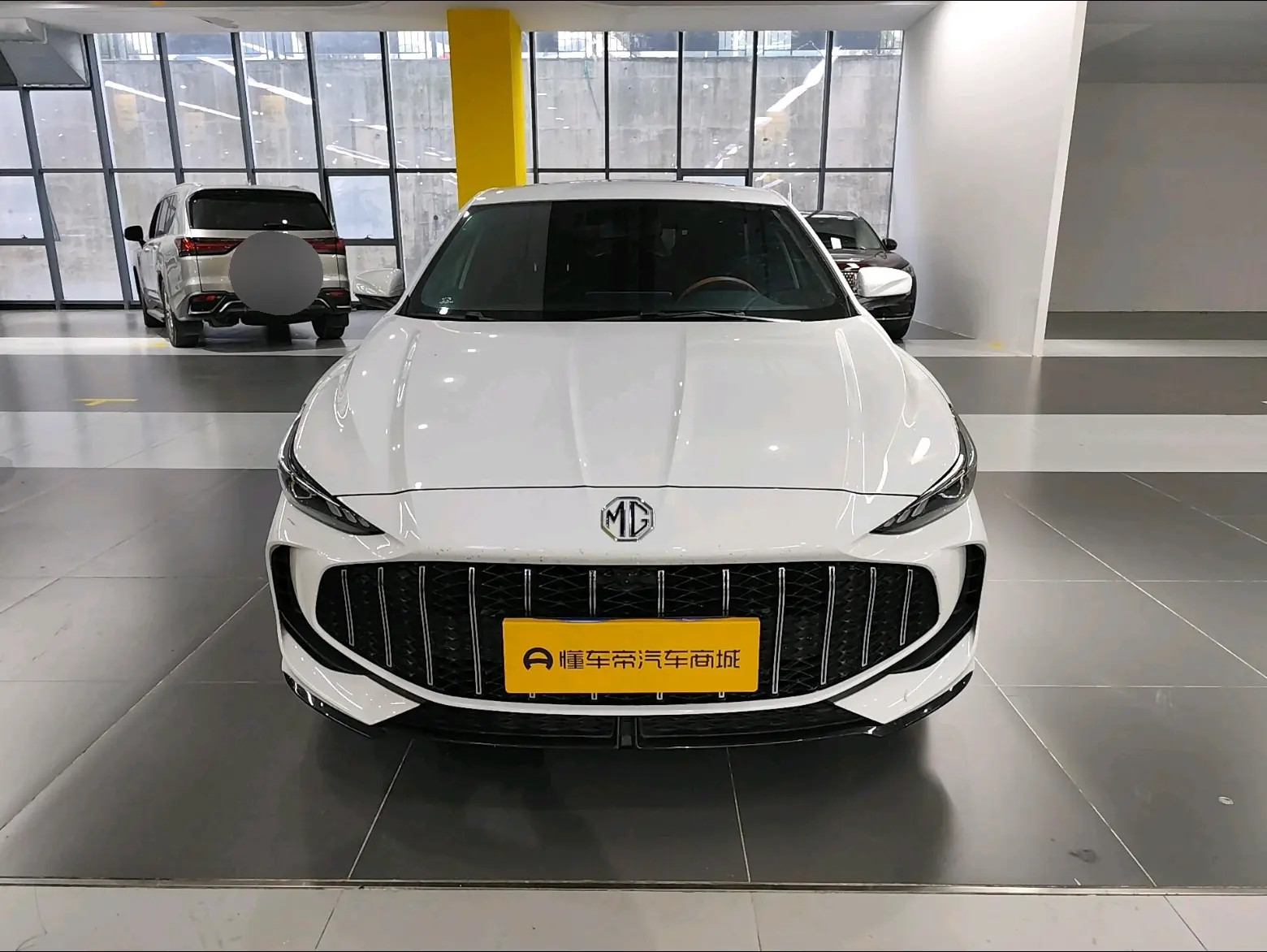 MG 5  из Китая