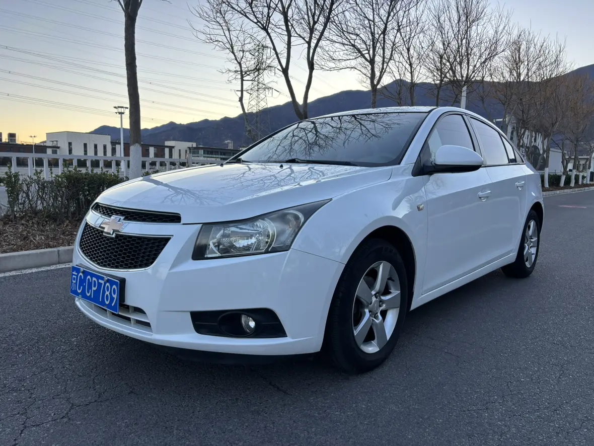 Chevrolet Monza (Cruze)  из Китая