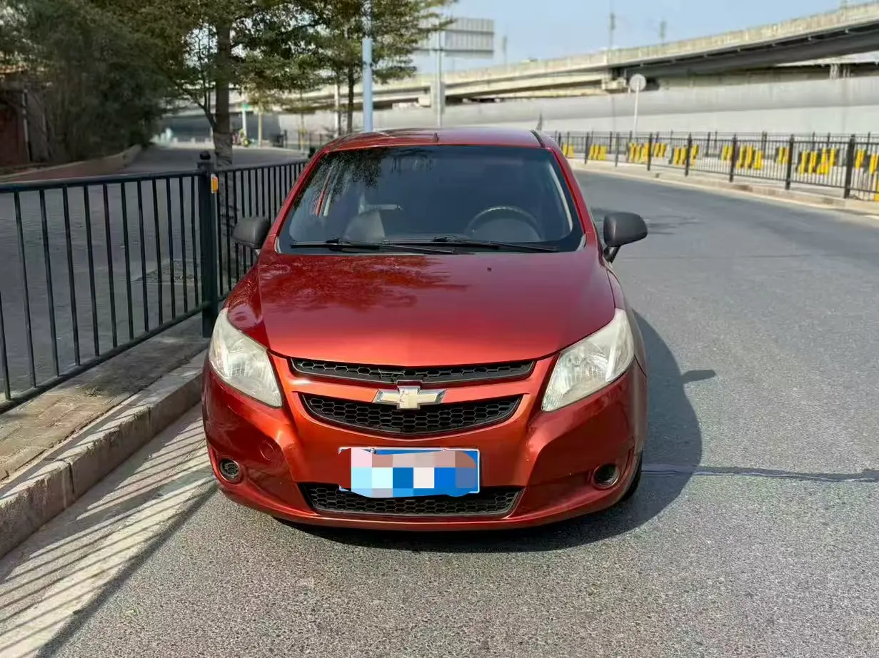 Chevrolet Sail  из Китая