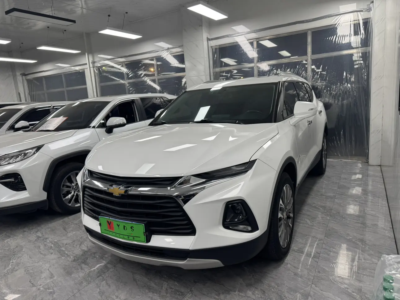 Chevrolet Pioneer  из Китая