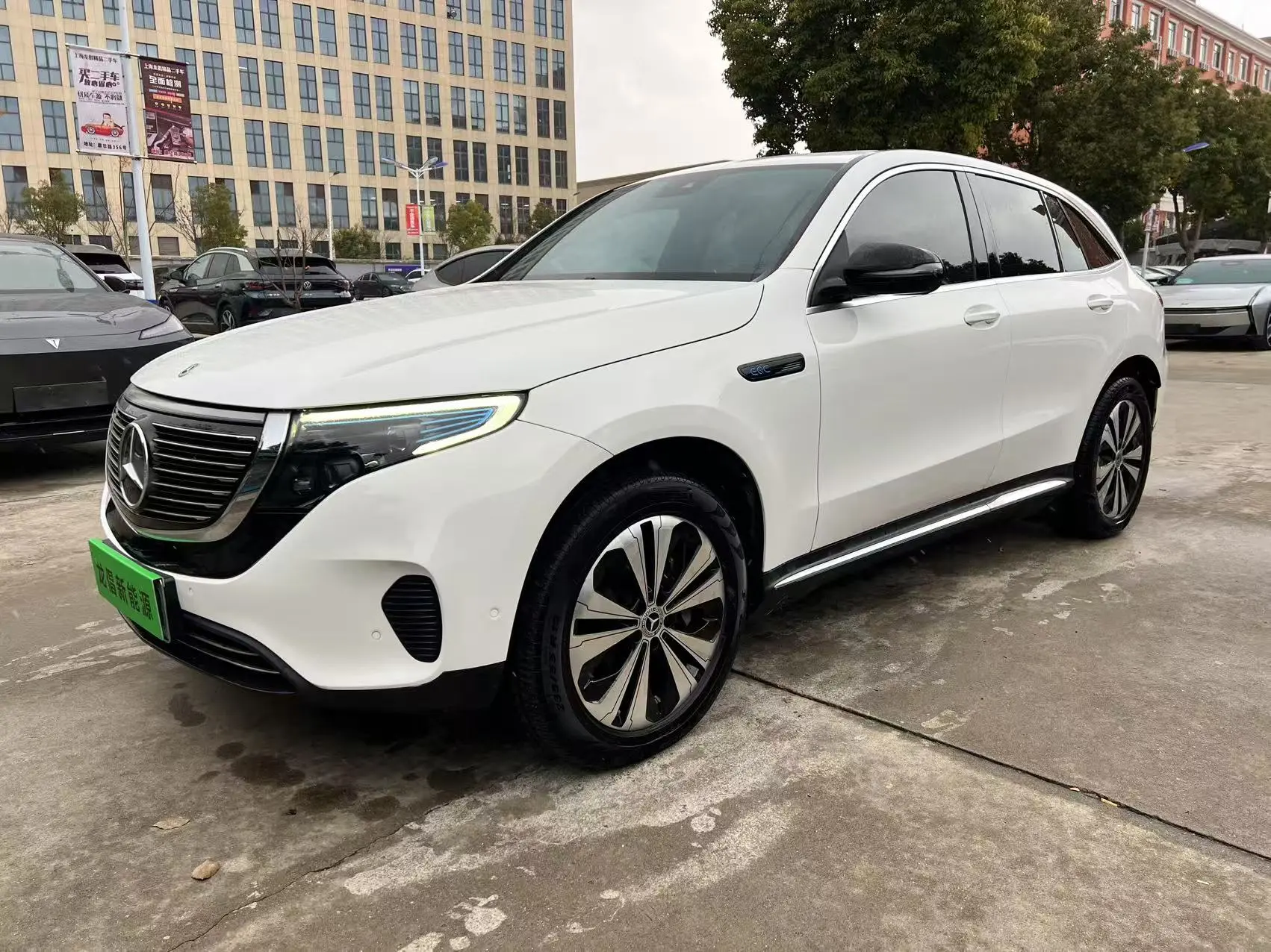 Mercedes-Benz EQC  из Китая