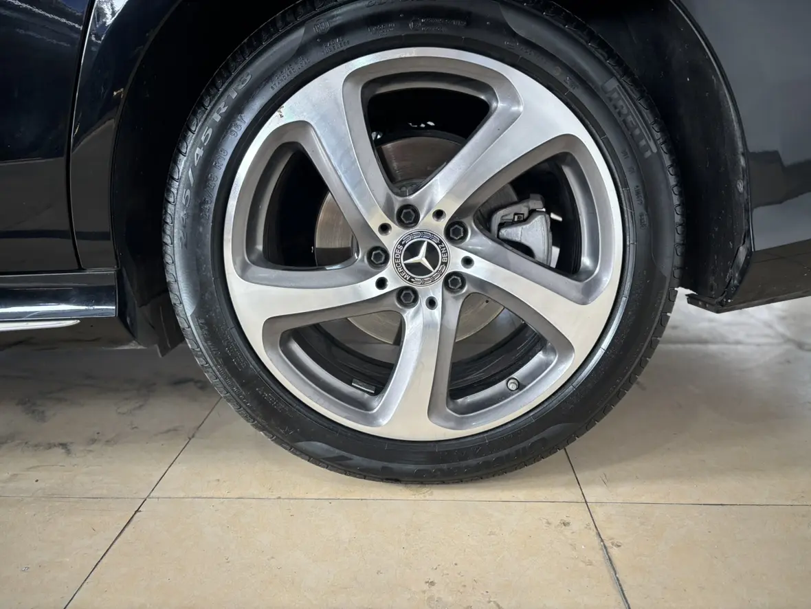 Mercedes-Benz E-Class  из Китая