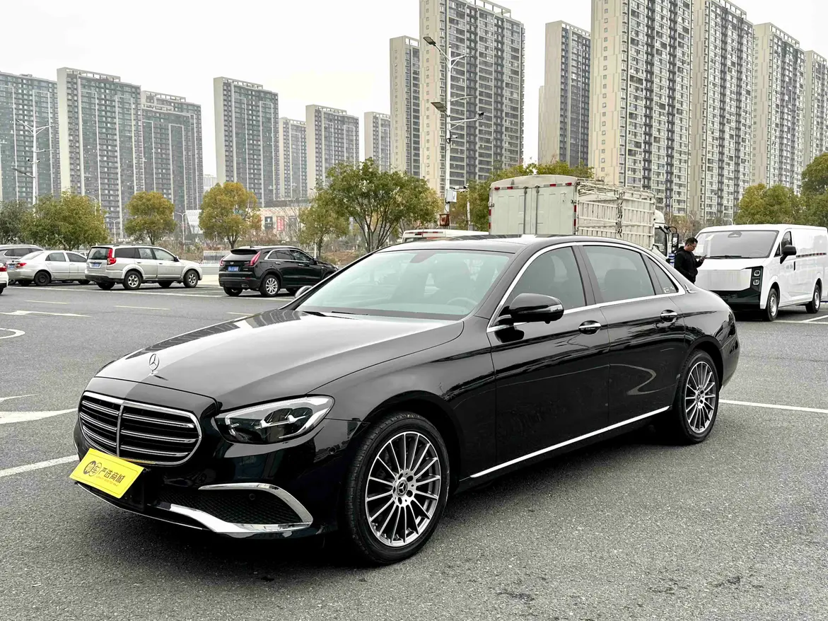 Mercedes-Benz E-Class  из Китая