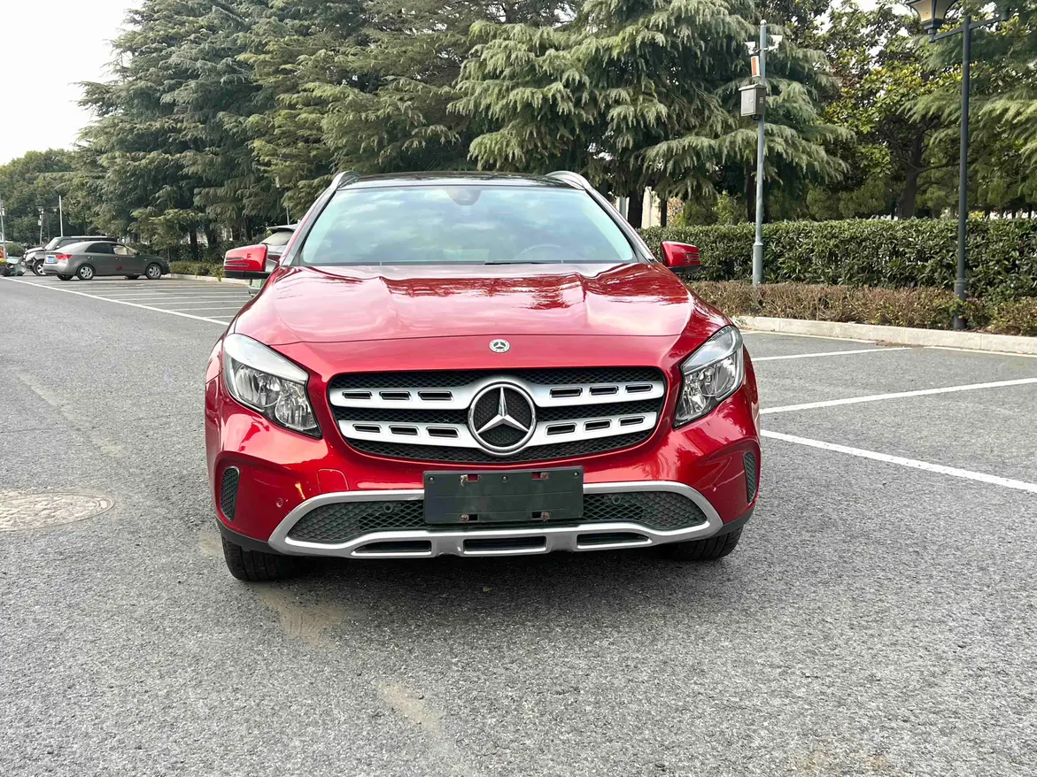 Mercedes-Benz GLA  из Китая