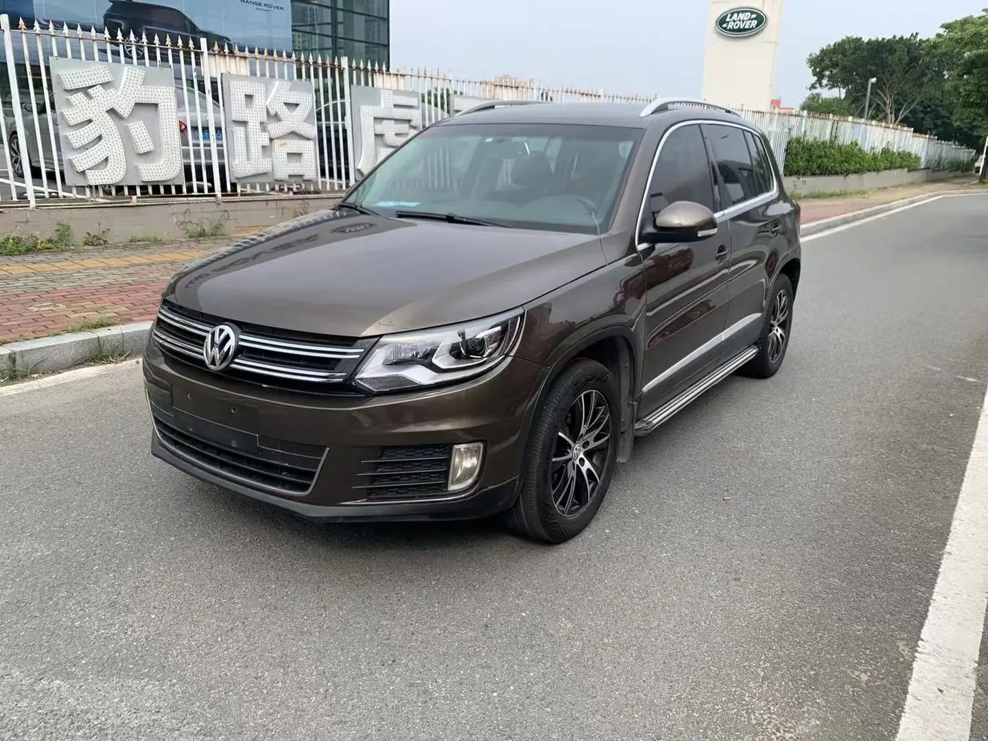 Volkswagen Tiguan  из Китая