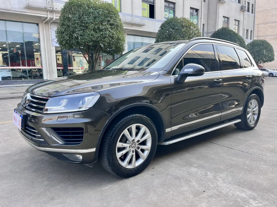 Volkswagen Touareg  из Китая