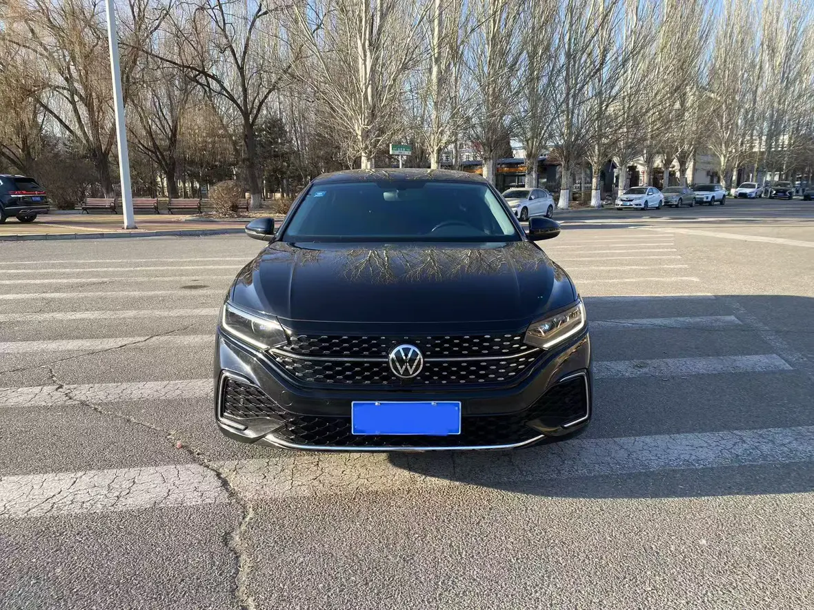 Volkswagen Passat  из Китая