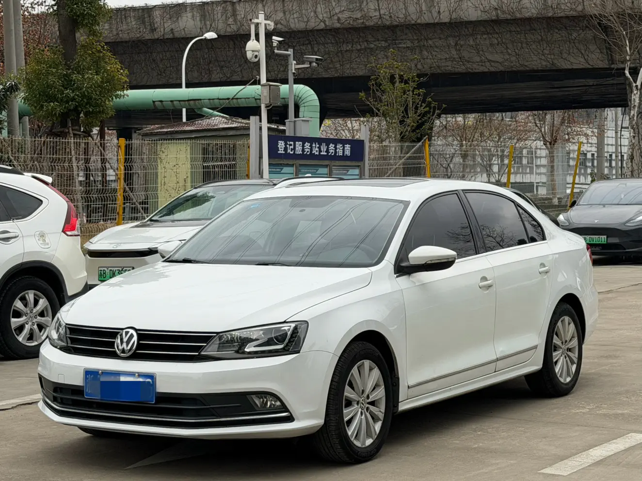 Volkswagen Sagitar  из Китая