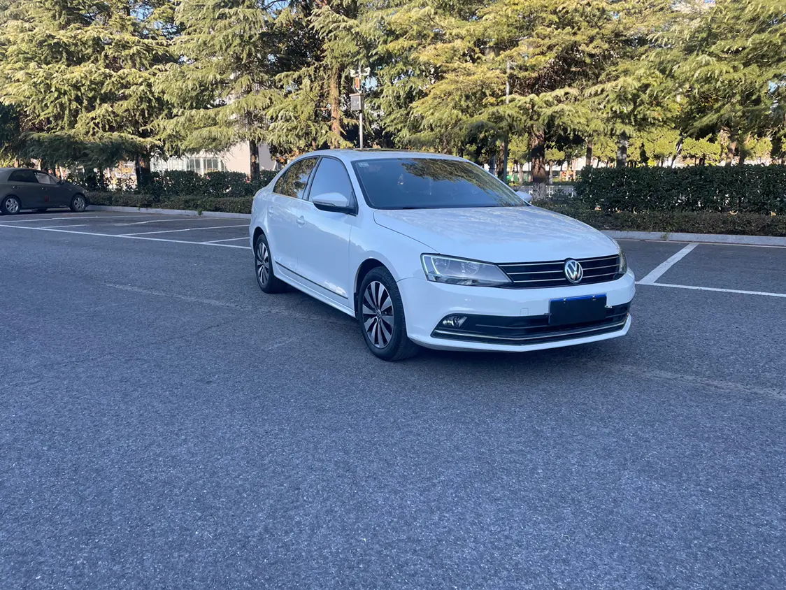 Volkswagen Sagitar  из Китая