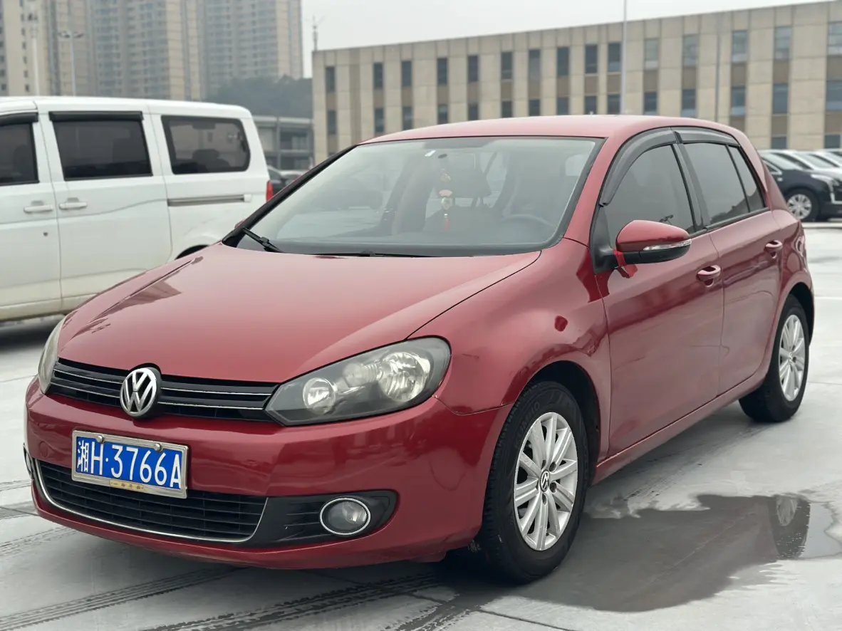 Volkswagen Golf  из Китая