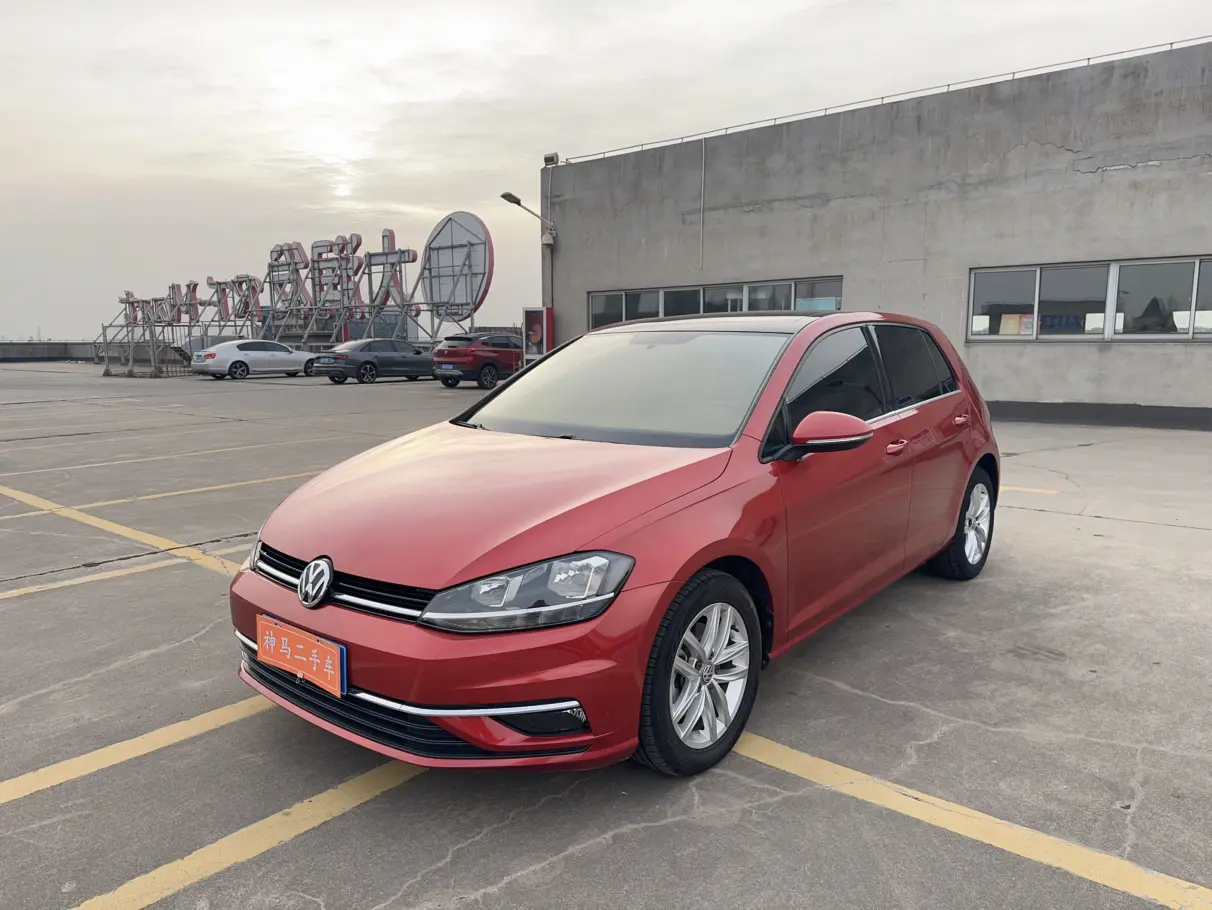 Volkswagen Golf  из Китая