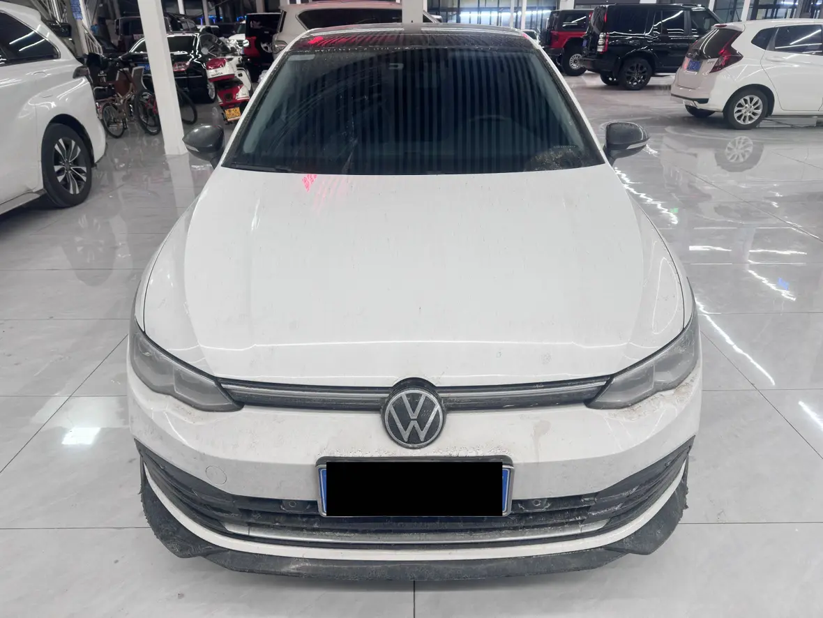 Volkswagen Golf  из Китая