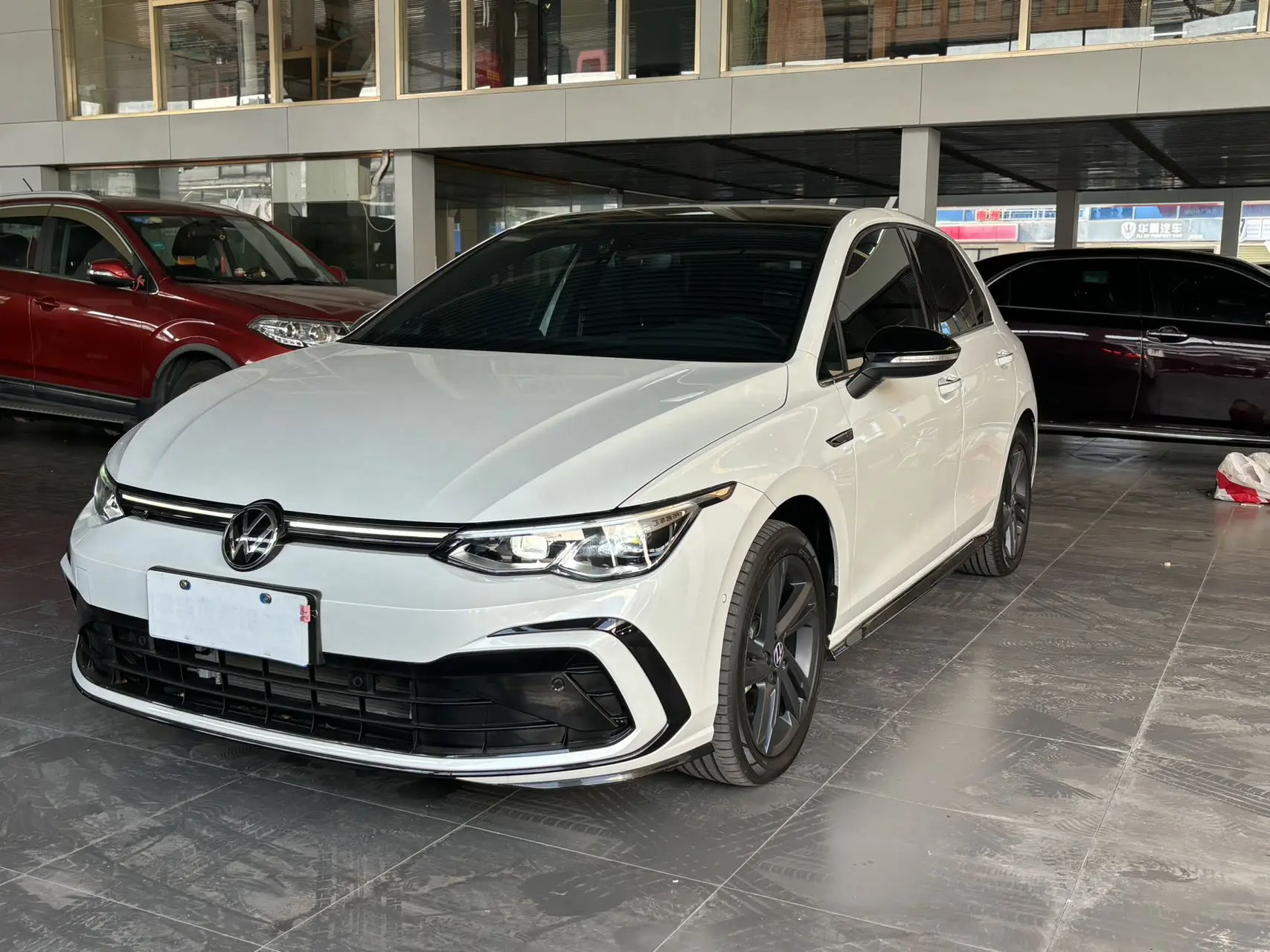 Volkswagen Golf  из Китая