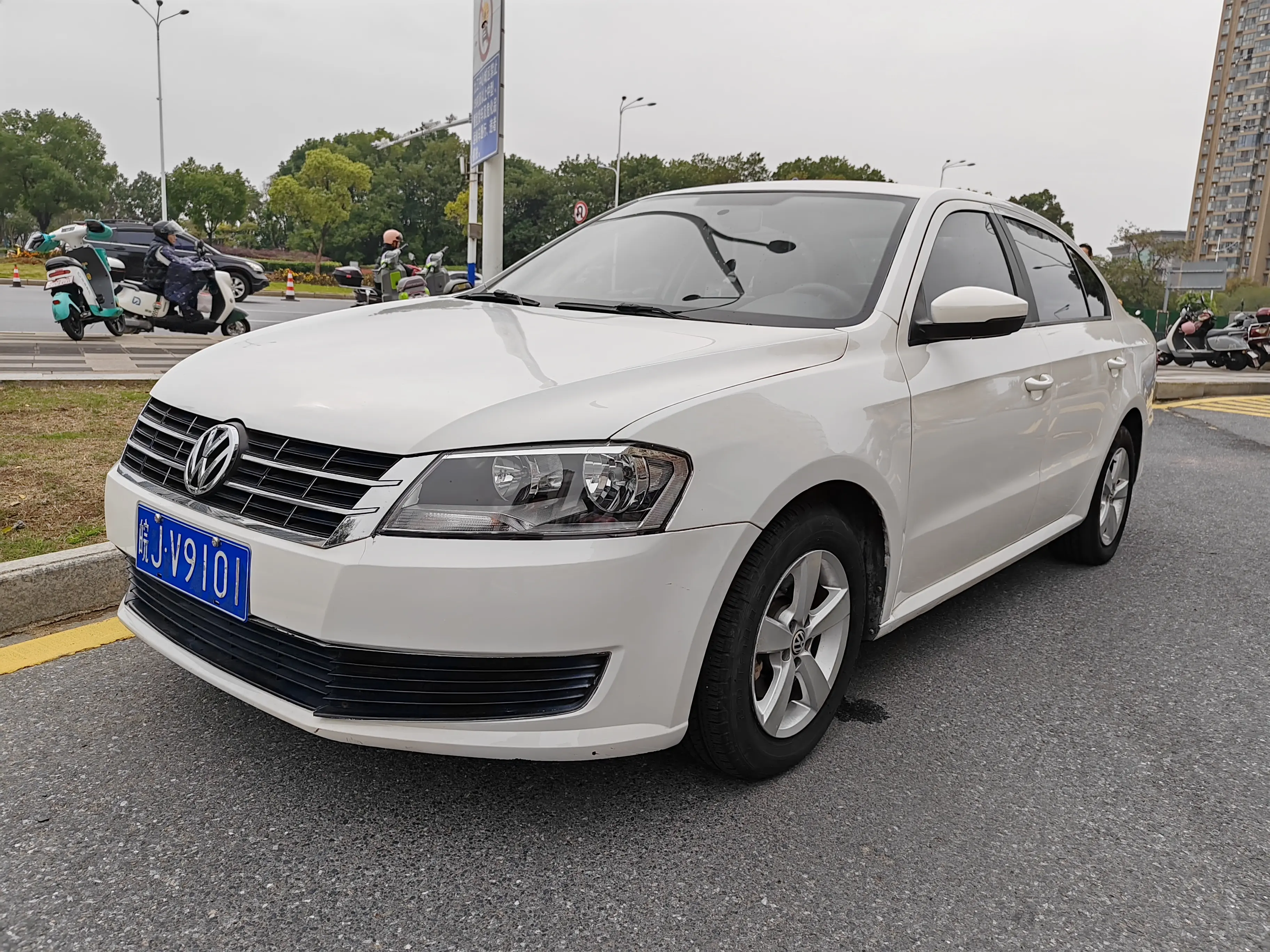 Volkswagen Lavida  из Китая