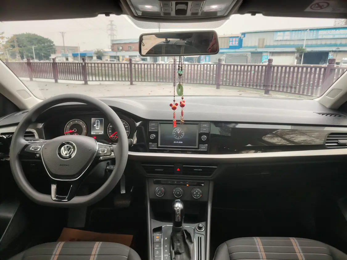 Volkswagen Lavida  из Китая