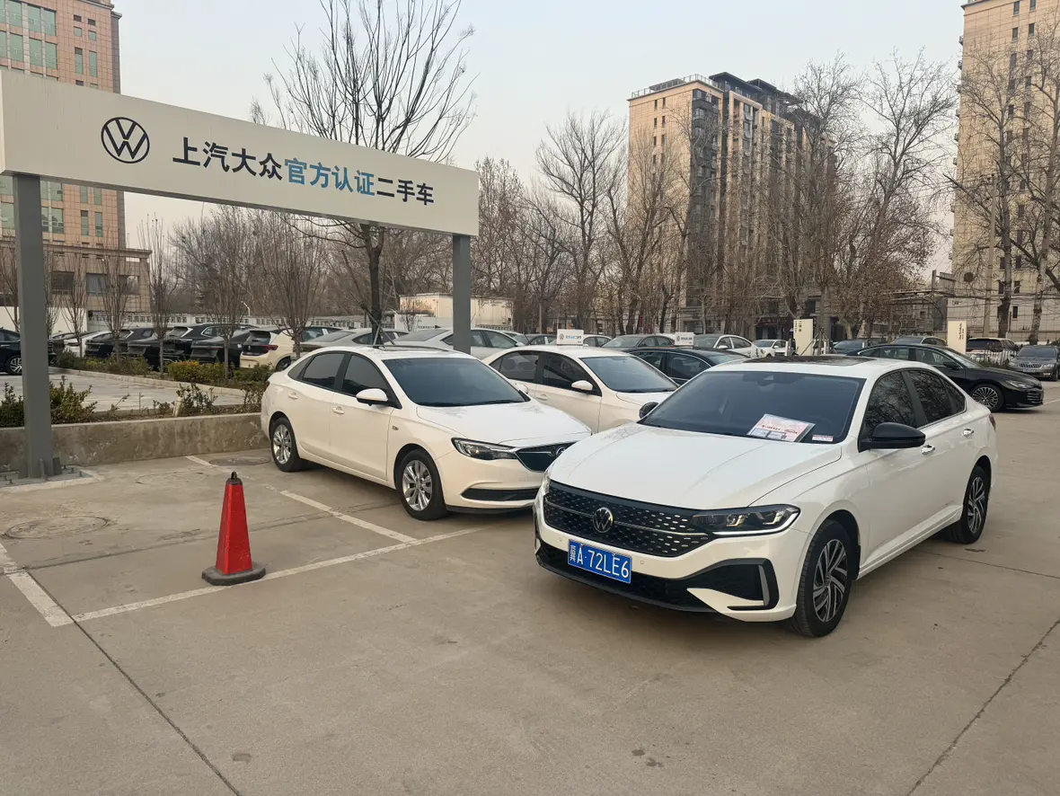 Volkswagen Lavida  из Китая