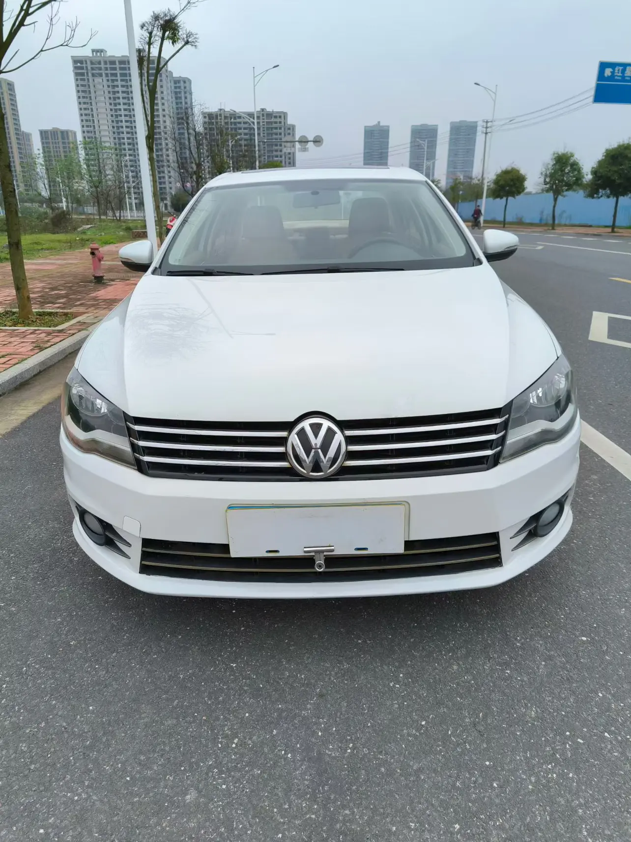 Volkswagen Bora  из Китая