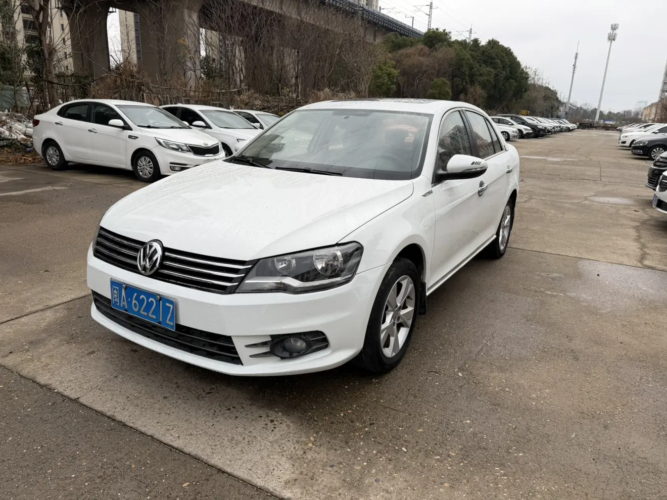 Volkswagen Bora  из Китая