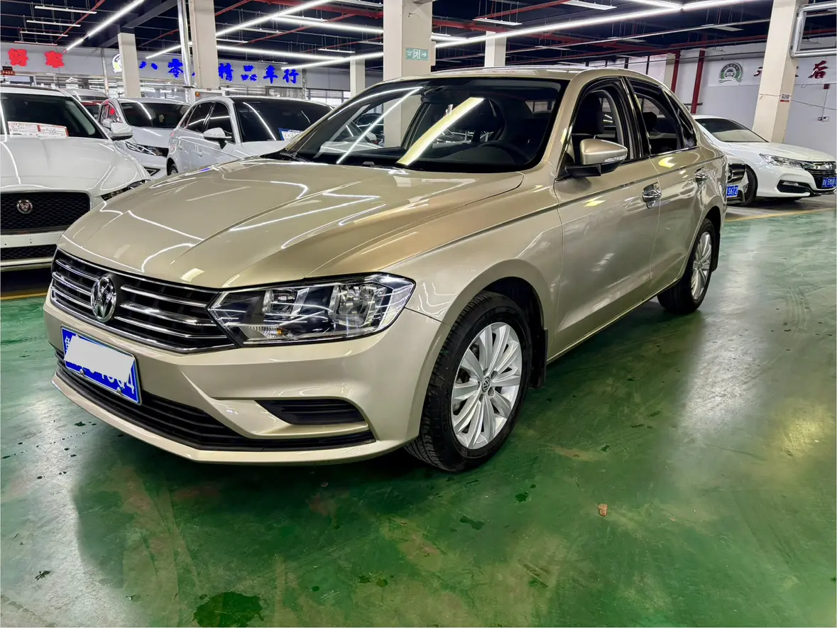 Volkswagen Bora  из Китая