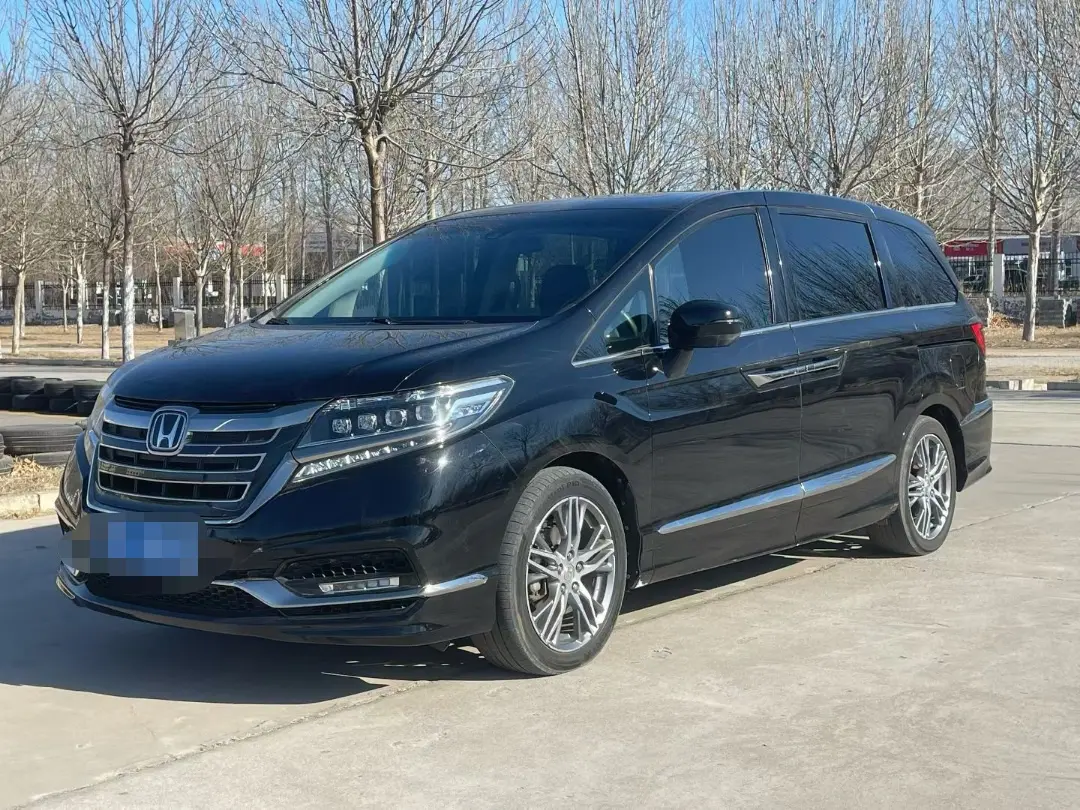 Honda Elysion (Alison)  из Китая