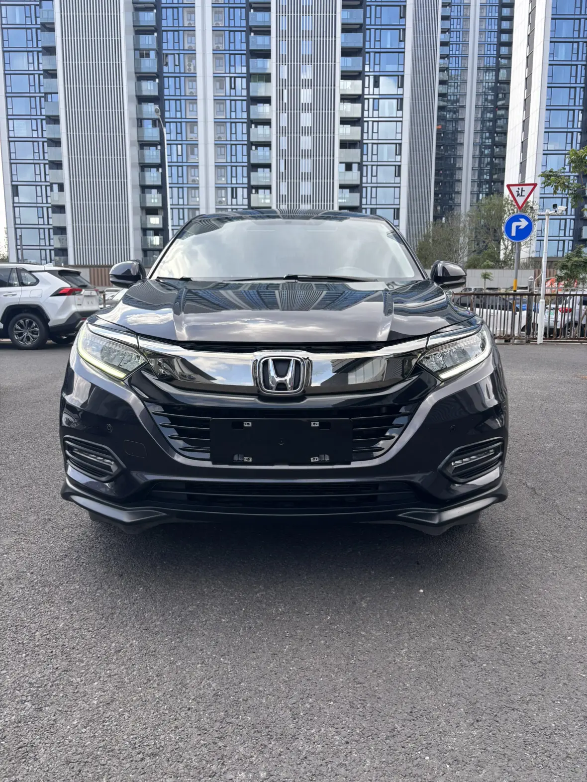 Honda Vezel (Binzhi)  из Китая