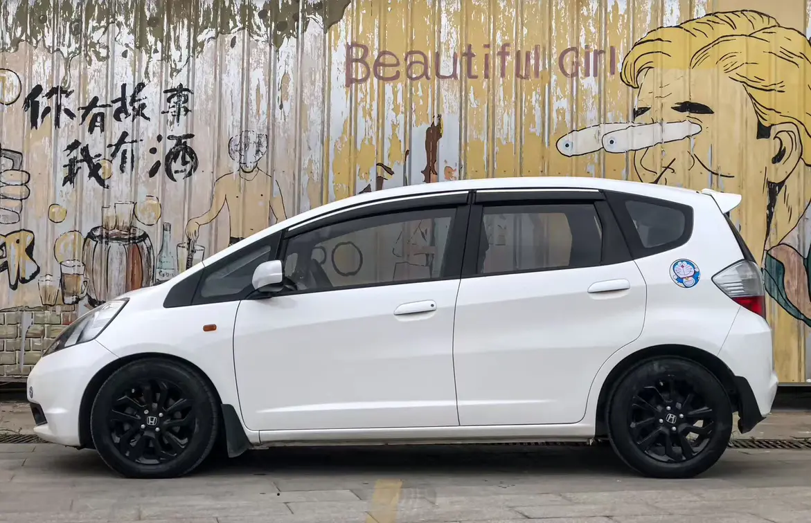 Honda Fit  из Китая