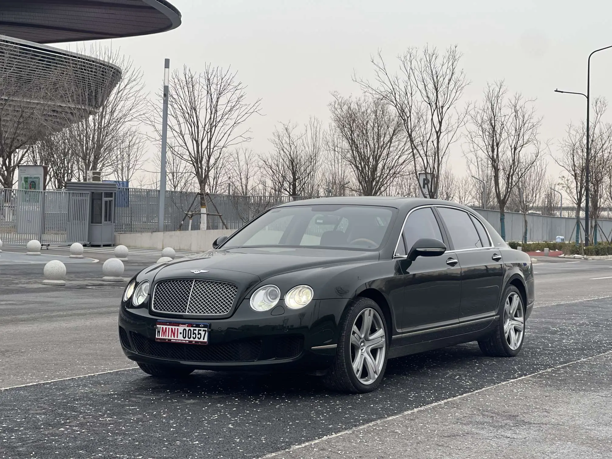 Bentley Galloping  из Китая