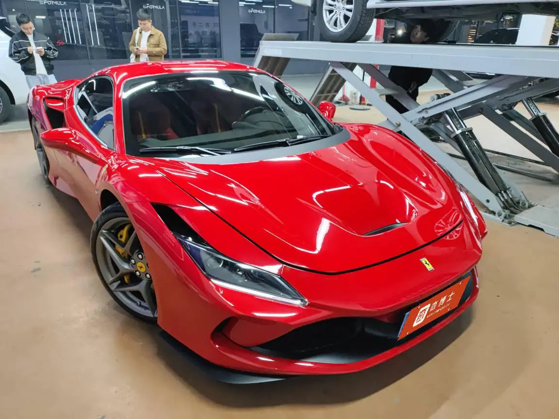 Ferrari F8  из Китая