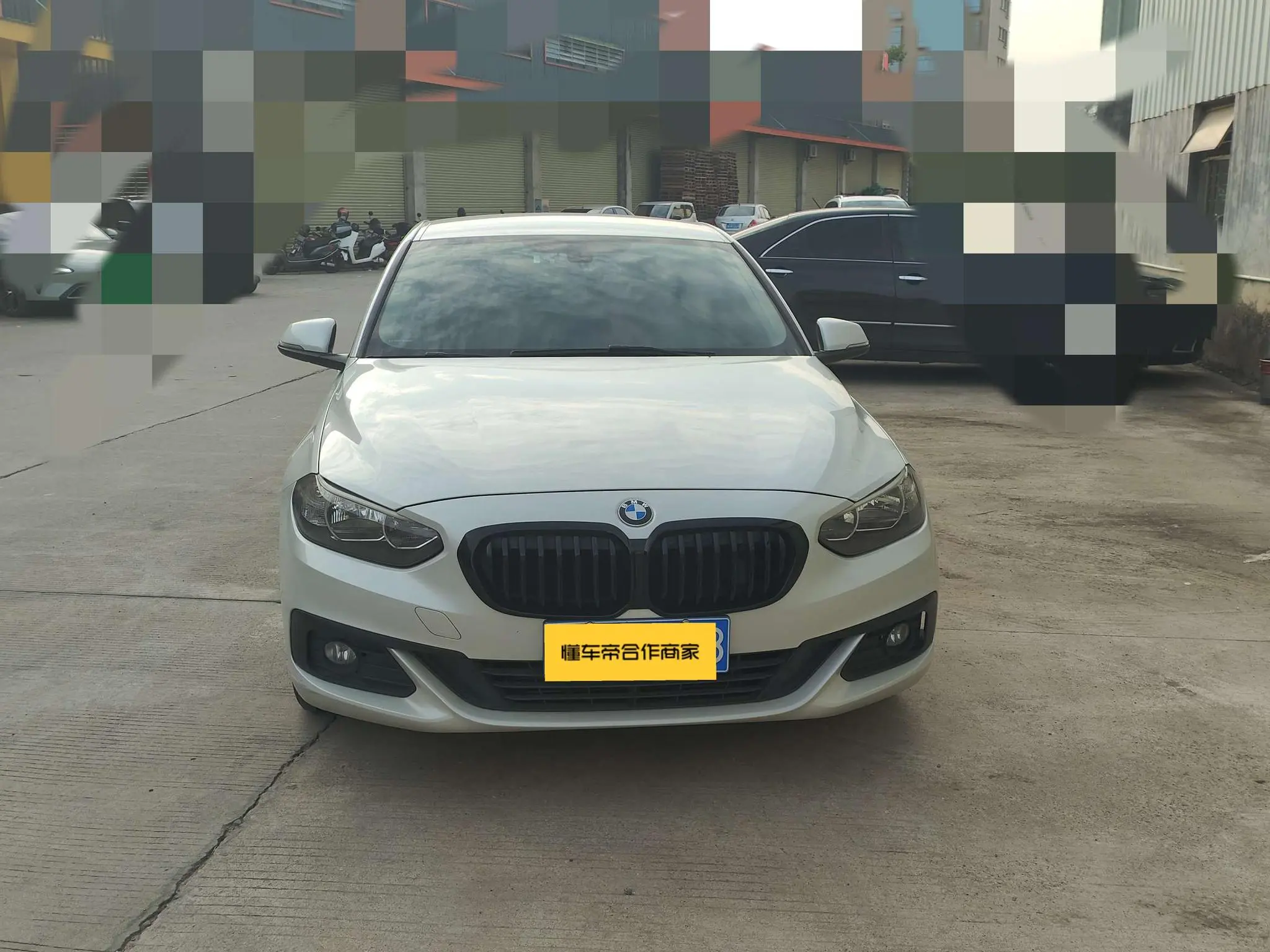 BMW 1 Series  из Китая