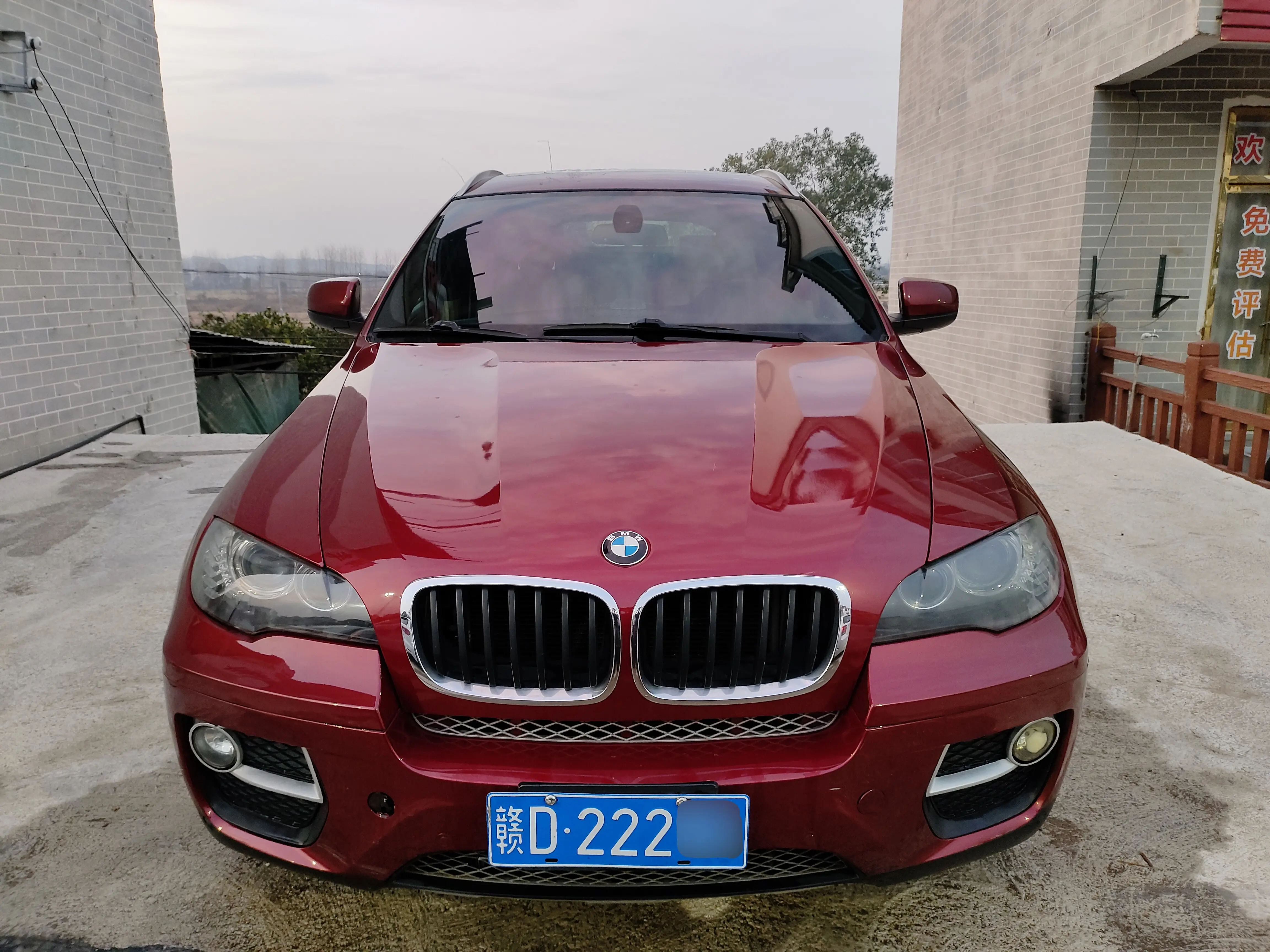 BMW X6  из Китая