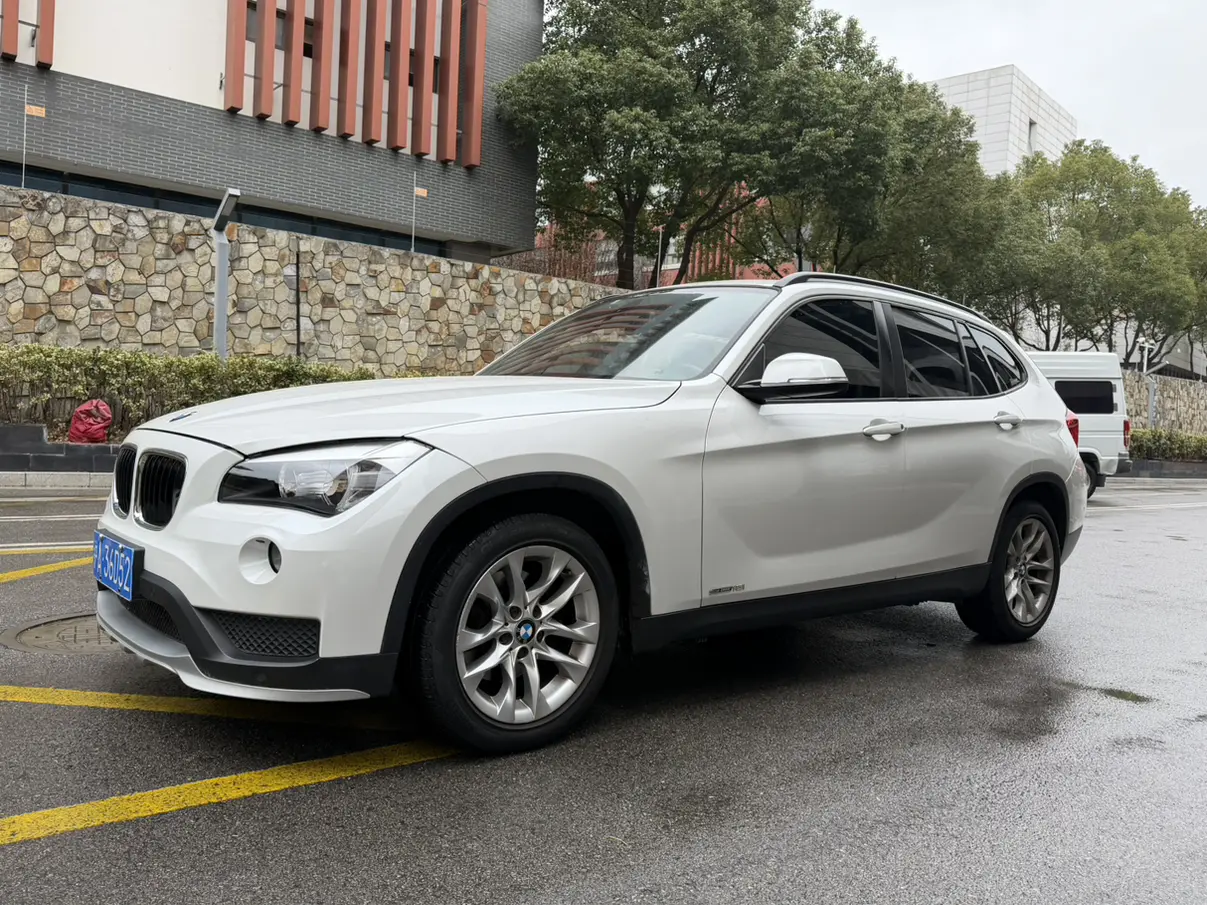 BMW X1  из Китая