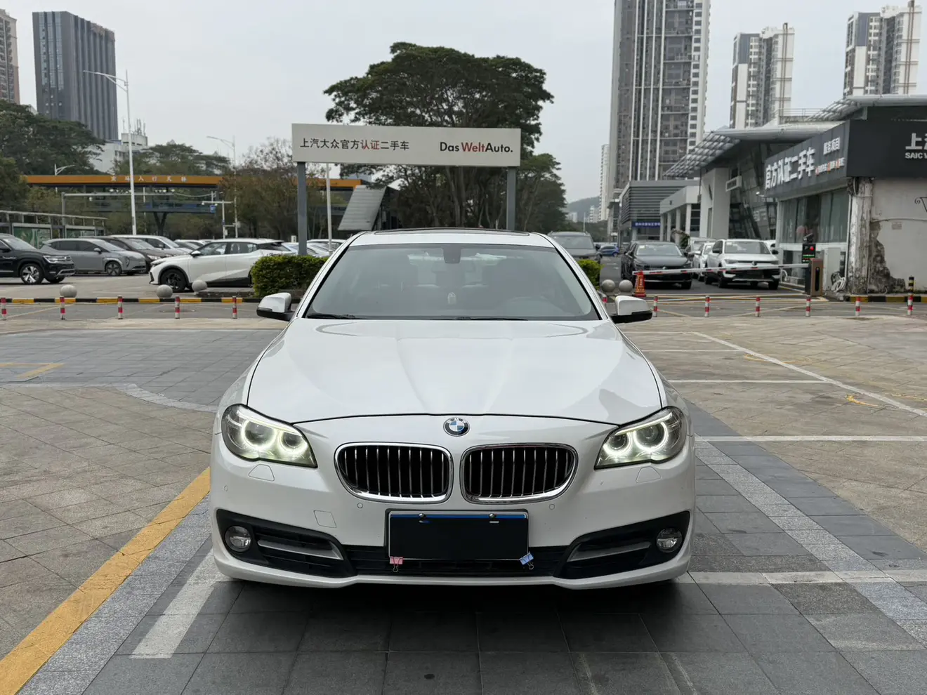 BMW 5 Series  из Китая